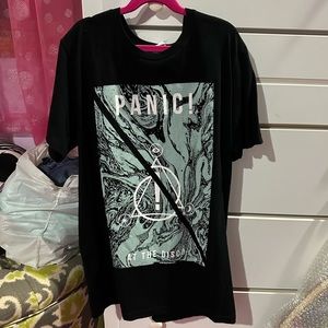 Hot Topic Tee